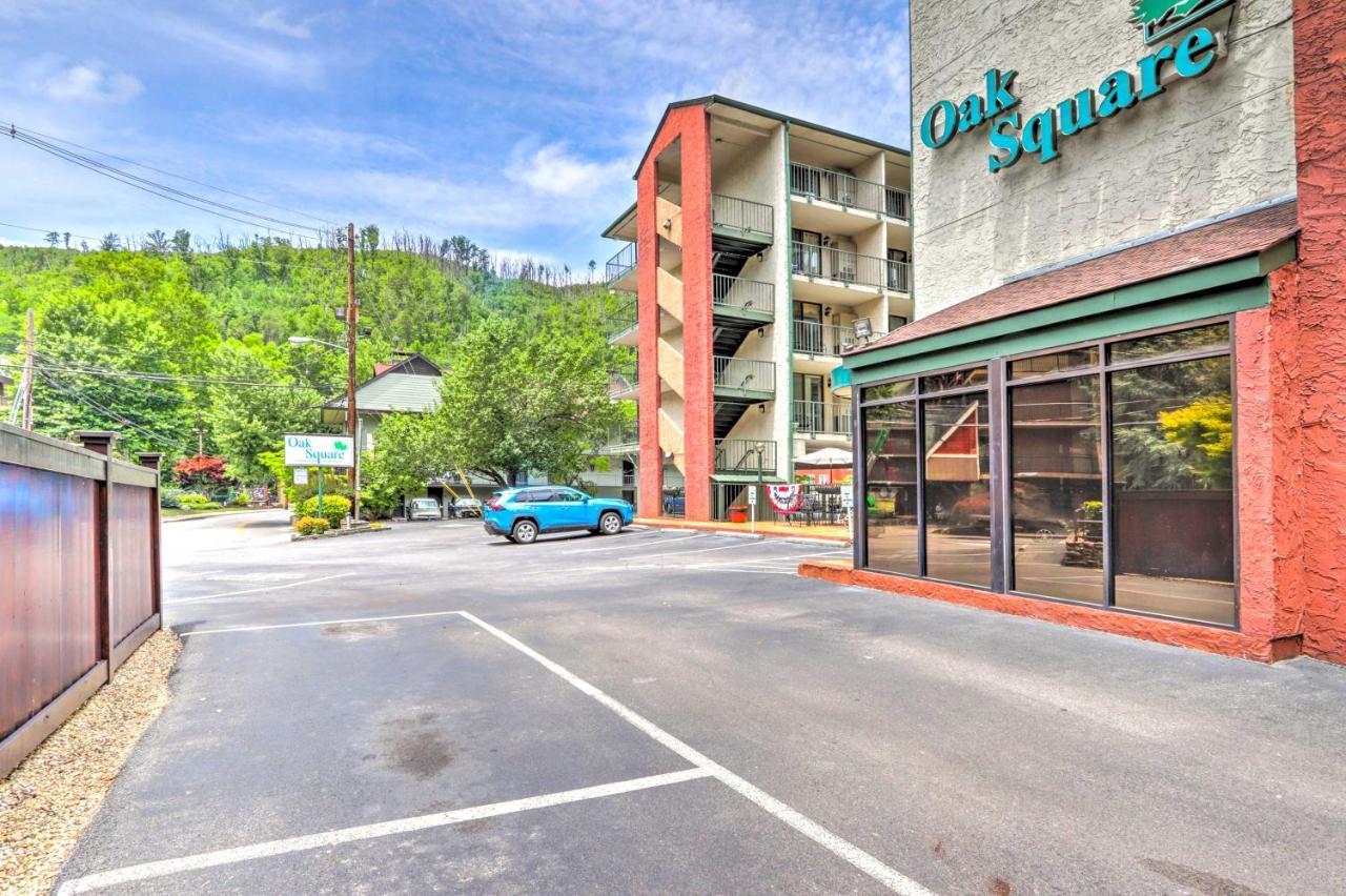 Condo With Balcony, Walk To Dtwn Gatlinburg Fun Exterior photo